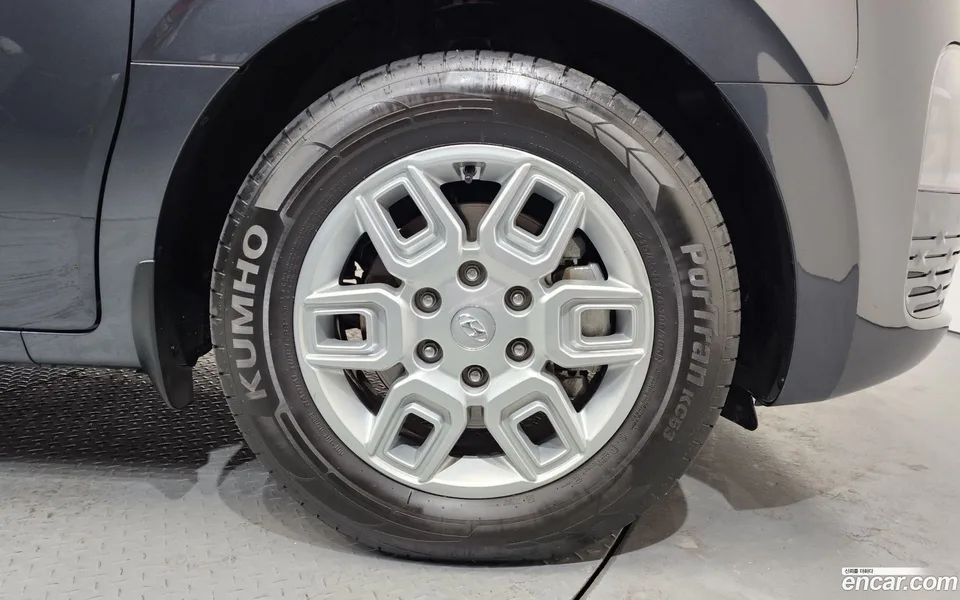 Hyundai Staria 9 2022 — миниатюра 5