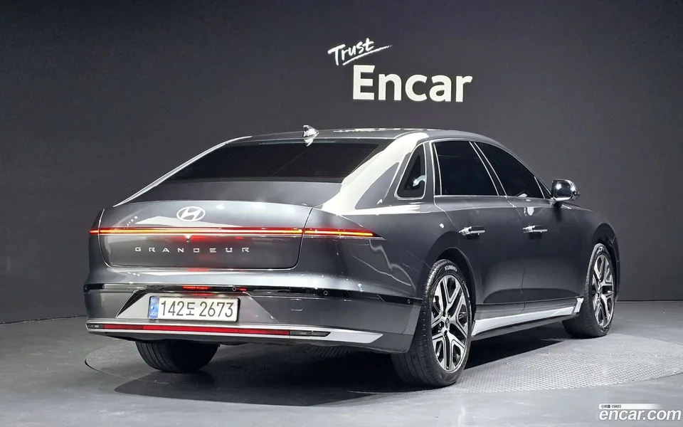 Hyundai Grandeur 3.5 2WD 2022 — миниатюра 2