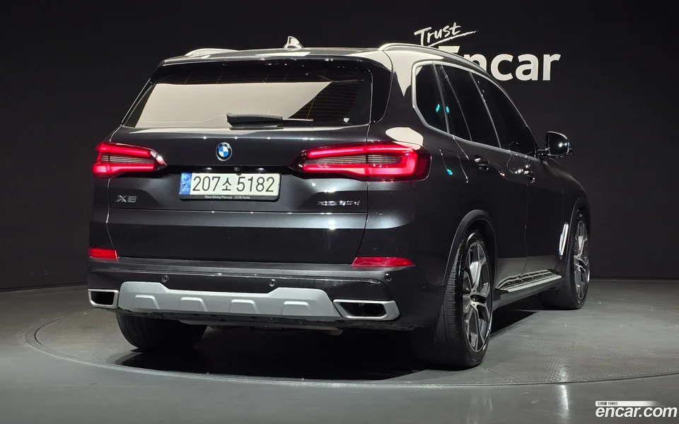 BMW X5 xDrive 30d xLine 2022 — миниатюра 2