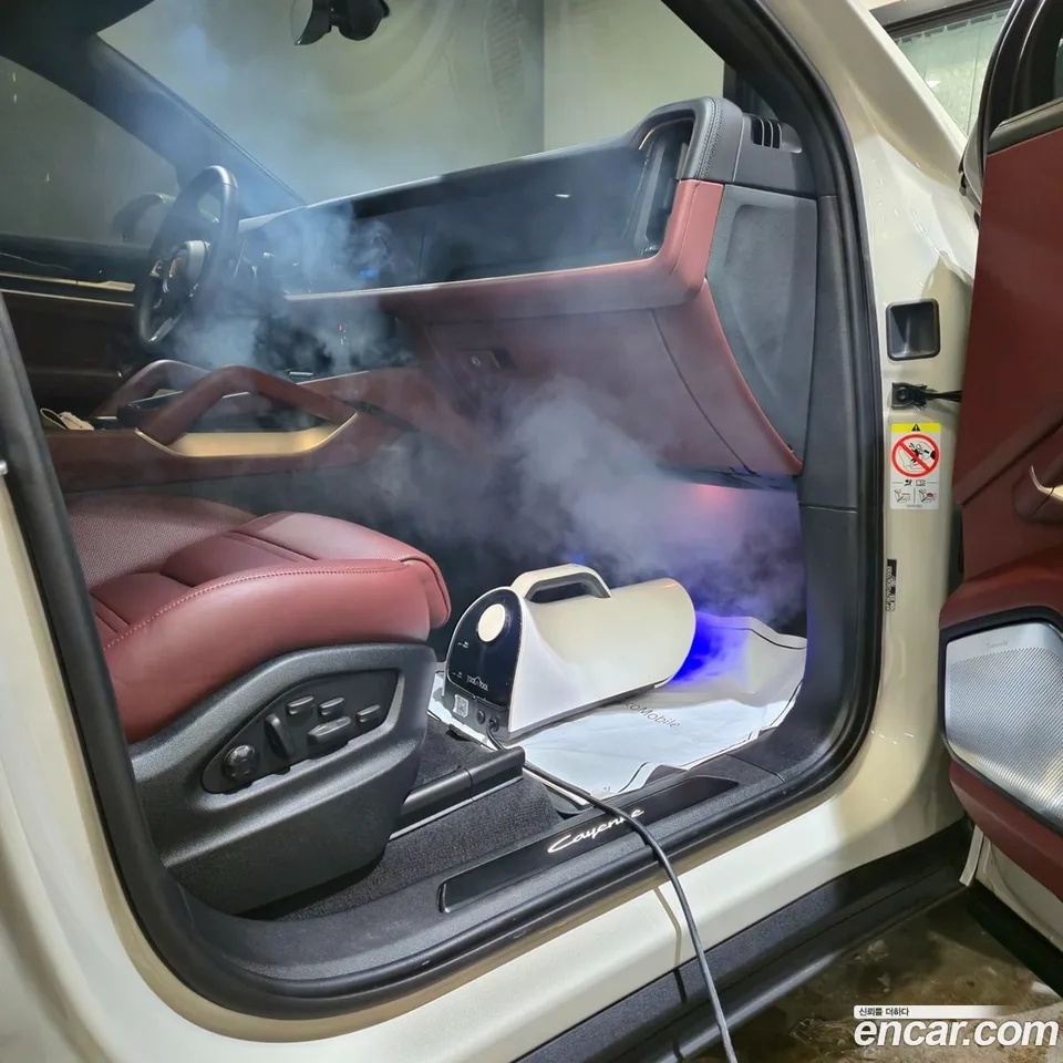 Porsche Cayenne 3.0 E- 2024 — миниатюра 3