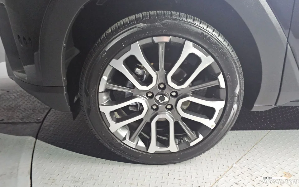 KG Mobility Torres 1.5 2WD 2023 — миниатюра 5