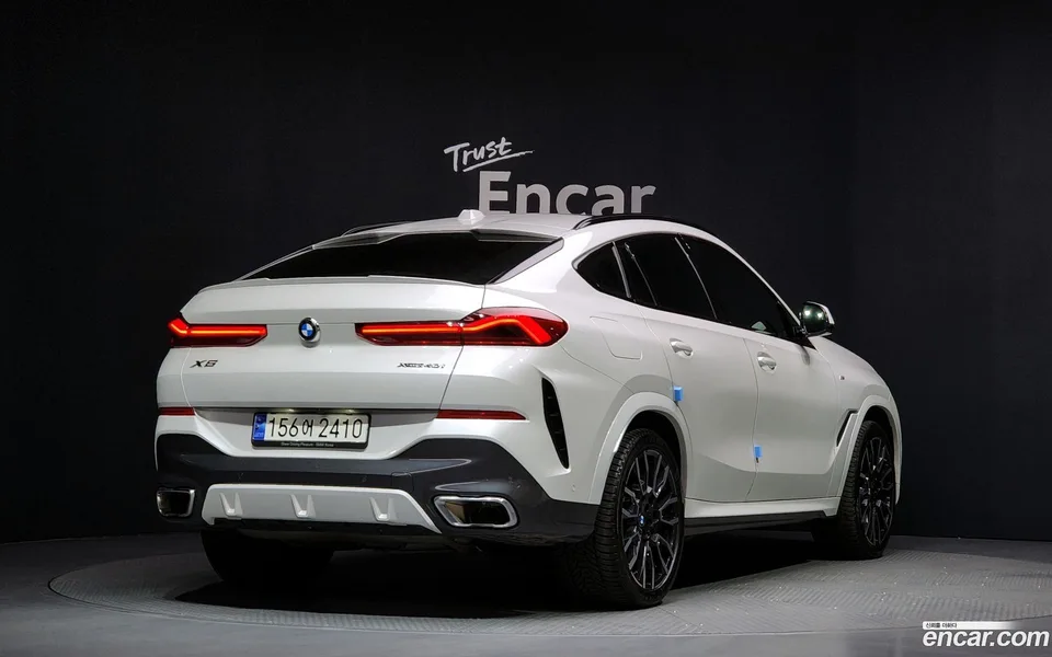 BMW X6 xDrive40i M 2023 — миниатюра 2