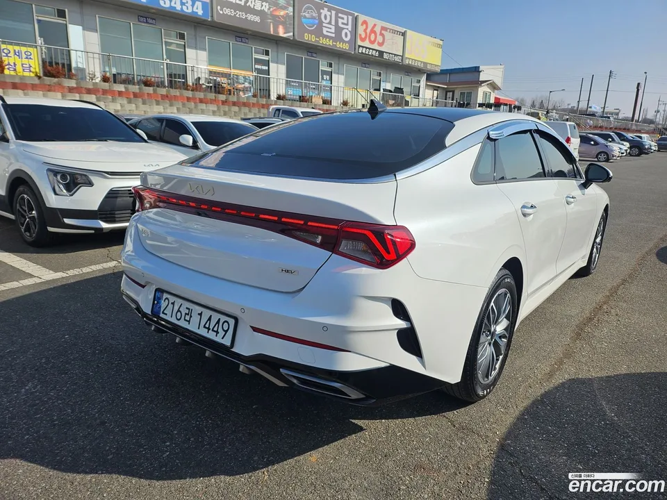 Kia K5 Hybrid 2023 — миниатюра 2