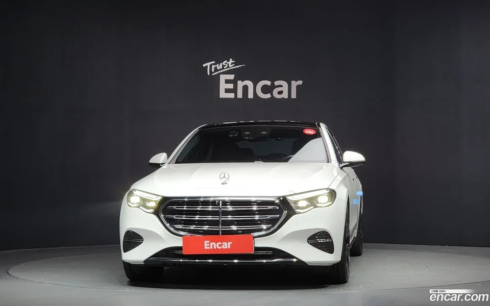 Mercedes-Benz E-Class E350e 4MATIC 2025 — миниатюра 3