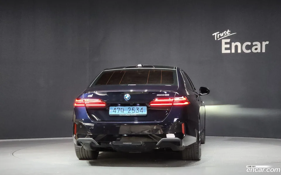 BMW i5 eDrive 40 M 2024 — миниатюра 4