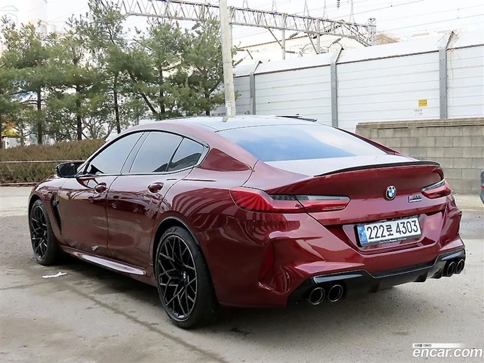 BMW M8 M8 2024 — миниатюра 2