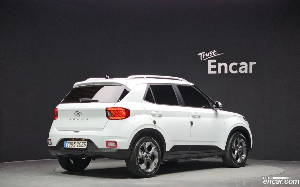 Hyundai Venue 1.6 2022 — миниатюра 2