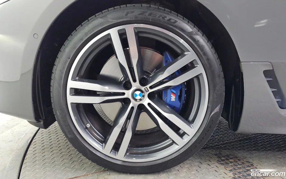 BMW 6 Series GT 630i xDrive M 2022 — миниатюра 5