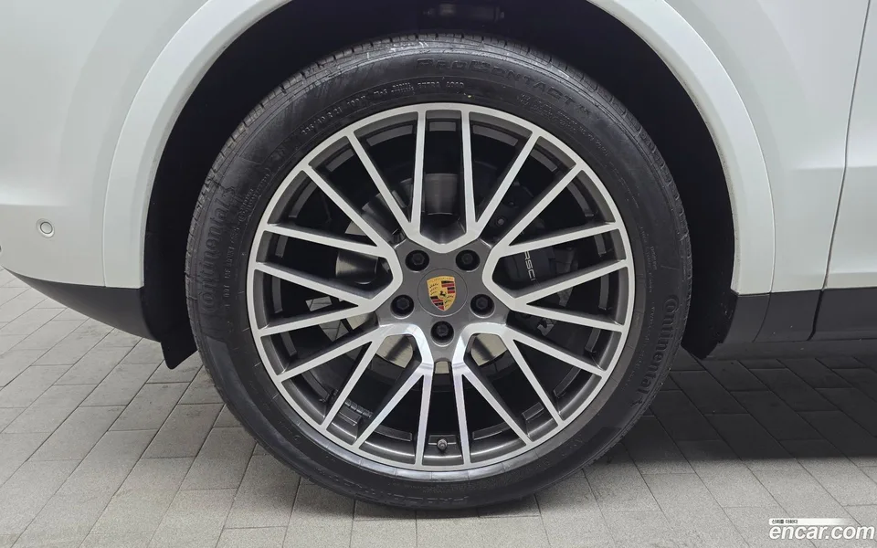 Porsche Cayenne 3.0 2022 — миниатюра 5