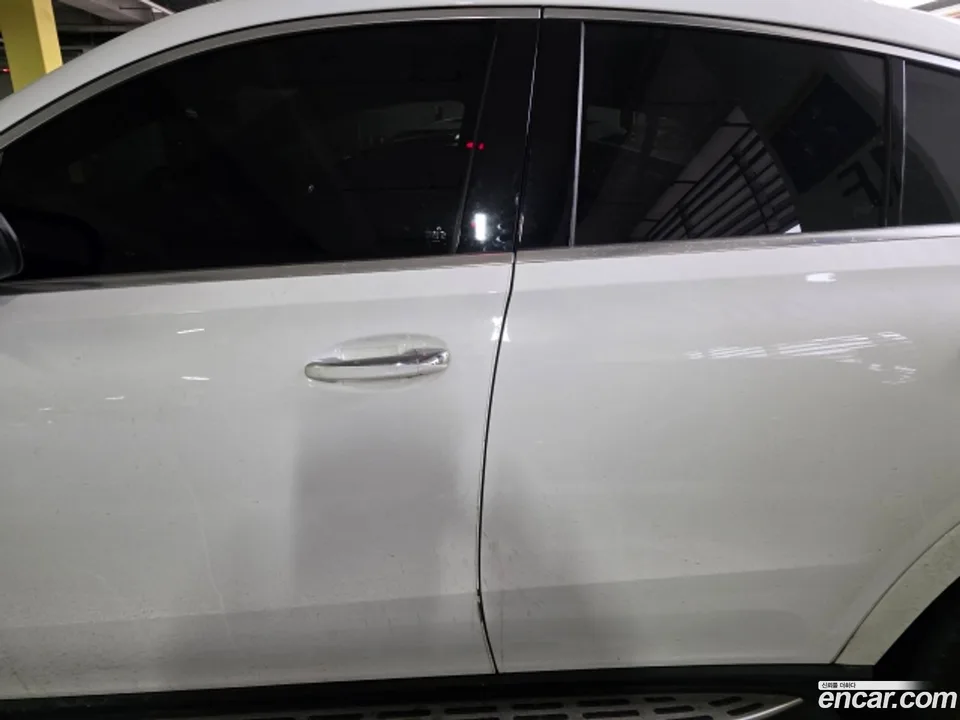 Mercedes-Benz GLE-Class GLE450d 4MATIC 2024 — миниатюра 3