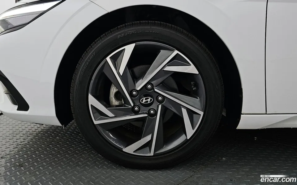 Hyundai Avante CN7 1.6 2023 — миниатюра 5