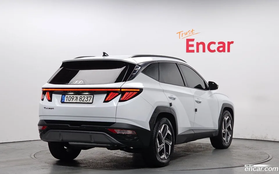 Hyundai Tucson 1.6 2WD 2022 — миниатюра 2