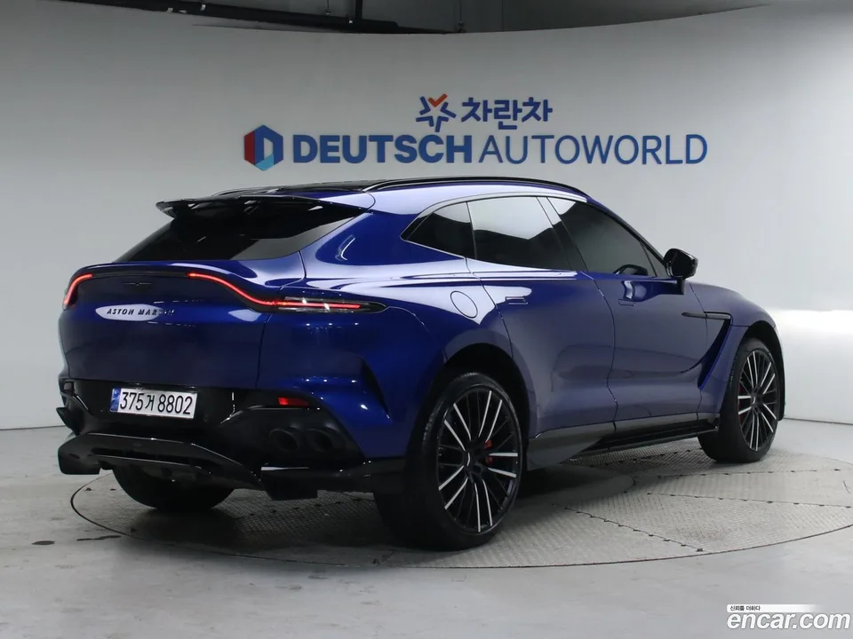 Aston Martin DBX 4.0 V8 707 2023 — миниатюра 2