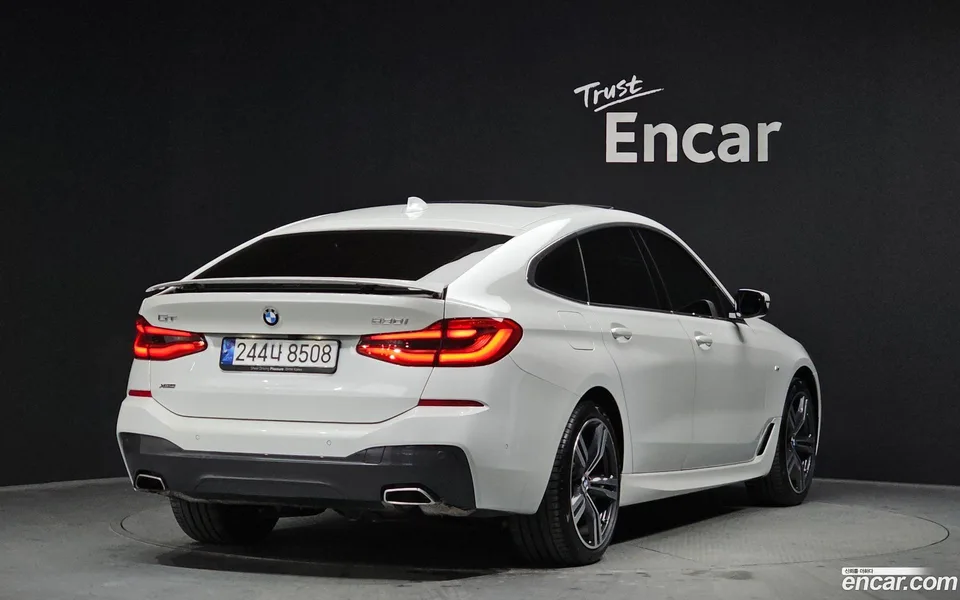 BMW 6 Series GT 630i xDrive M 2023 — миниатюра 2