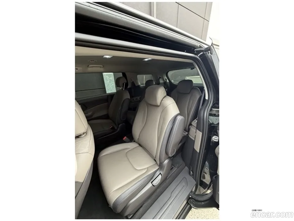 Kia Carnival HEV 9 2025 — миниатюра 5