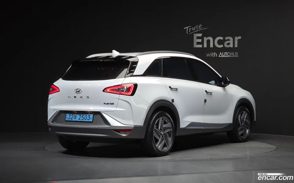 Hyundai Nexo 2023 — миниатюра 2