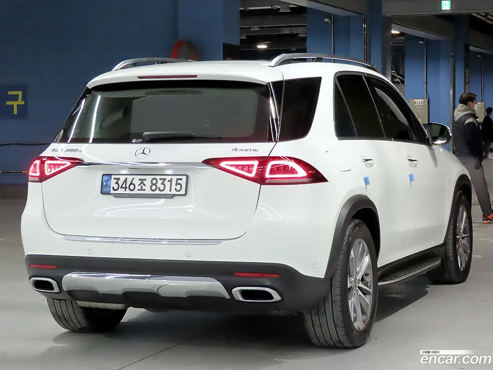 Mercedes-Benz GLE-Class GLE300d 4MATIC 2022 — миниатюра 4