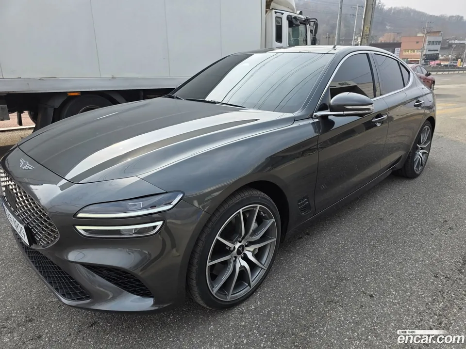 Genesis G70 2.5T 4WD 2023 — миниатюра 2