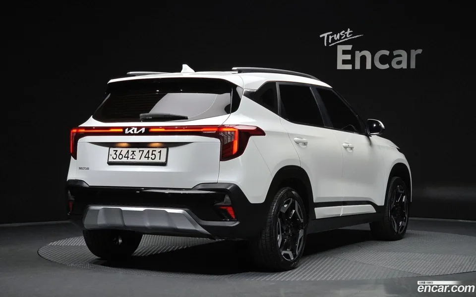 Kia Seltos 1.6 2WD 2022 — миниатюра 2