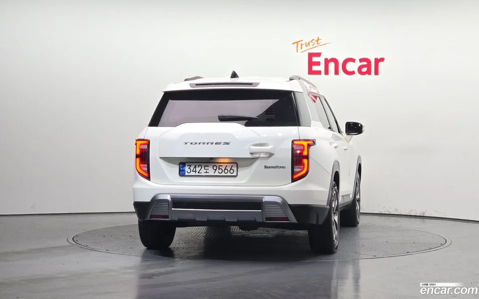 KG Mobility Torres 1.5 4WD 2023 — миниатюра 4