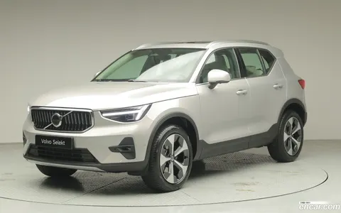 Volvo XC40 2025 купить в Москве
