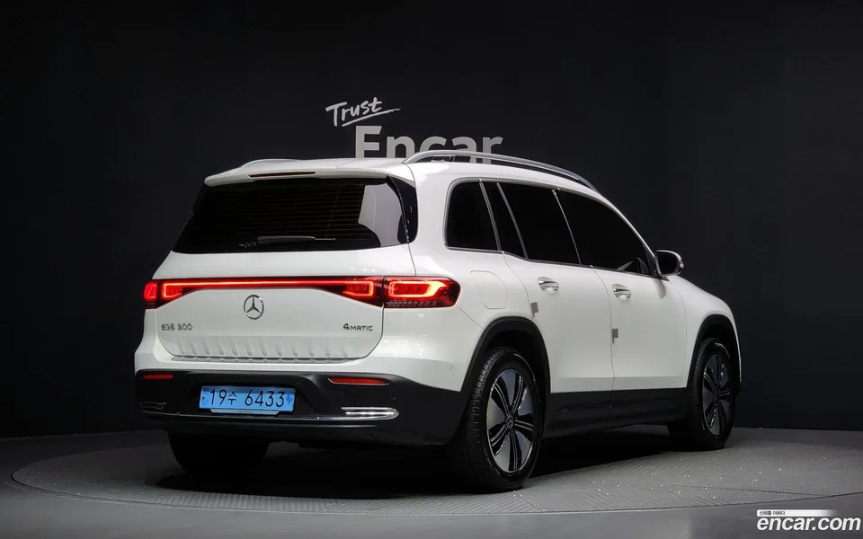 Mercedes-Benz EQB EQB300 4MATIC 2024 — миниатюра 2