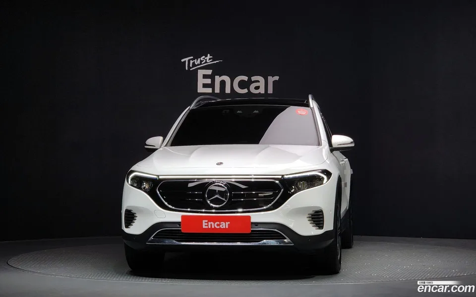 Mercedes-Benz EQB EQB300 4MATIC 2024 — миниатюра 3