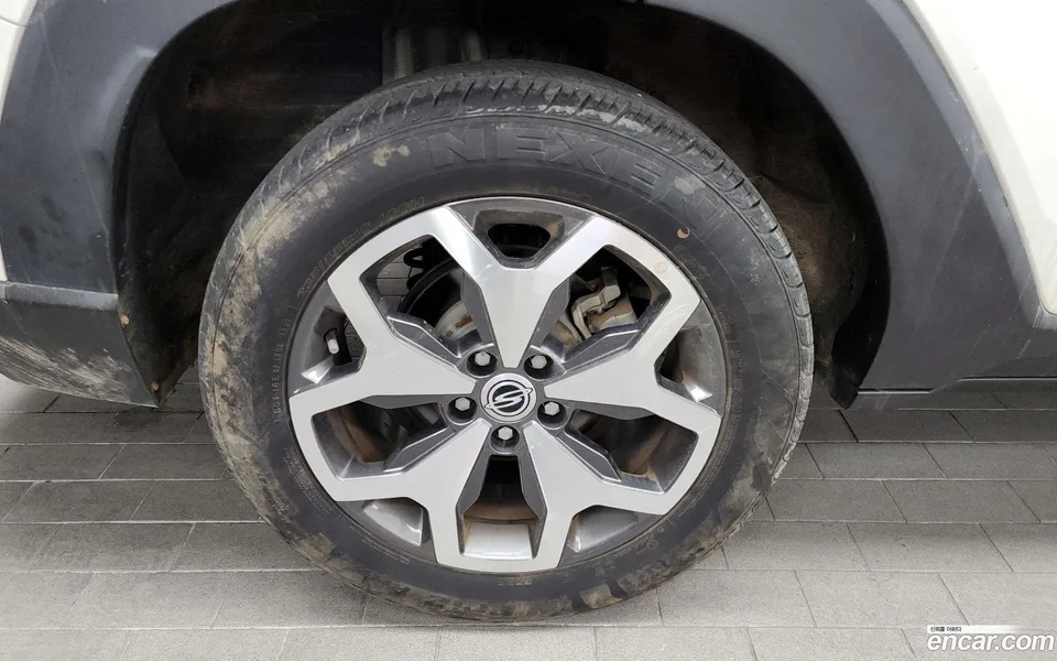 KG Mobility Torres 1.5 2WD 2022 — миниатюра 5