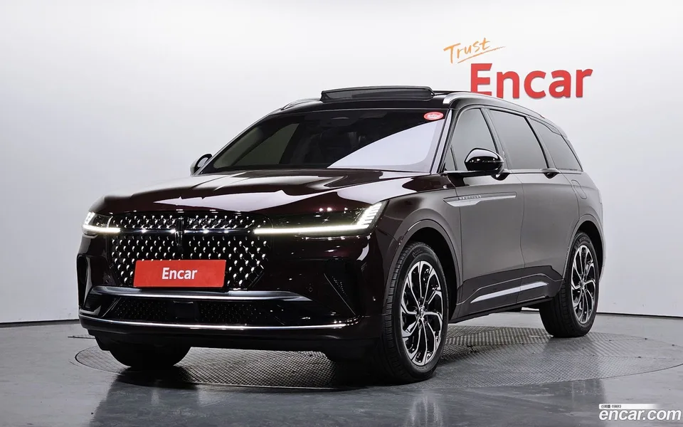 Lincoln Nautilus 2.0 AWD 2024 — фото 1, купить с доставкой в Москву