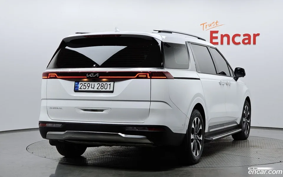 Kia Carnival 7 2022 — миниатюра 2