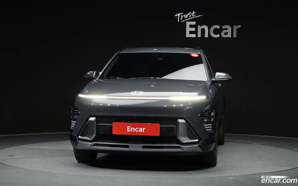 Hyundai Kona Hybrid 2023 — миниатюра 3