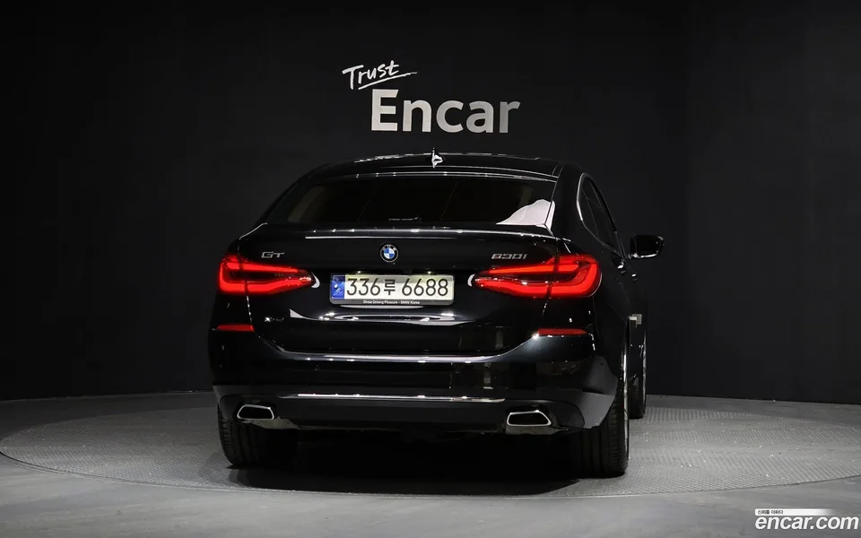 BMW 6 Series GT 630i xDrive 2023 — миниатюра 4
