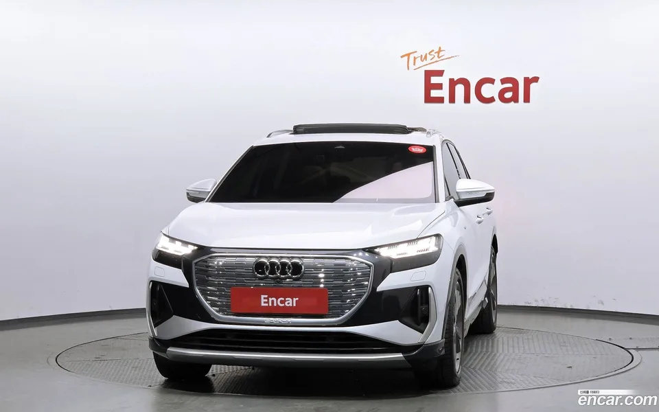 Audi Q4 e-tron 40 2022 — миниатюра 3