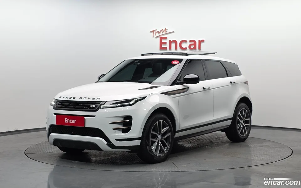 Land Rover Range Rover Evoque P250 SE 2024 — фото 1, купить с доставкой в Москву