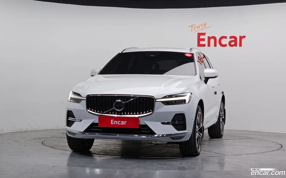 Volvo XC60 B6 2025 — миниатюра 3