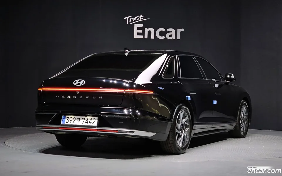 Hyundai Grandeur Hybrid 2024 — миниатюра 2