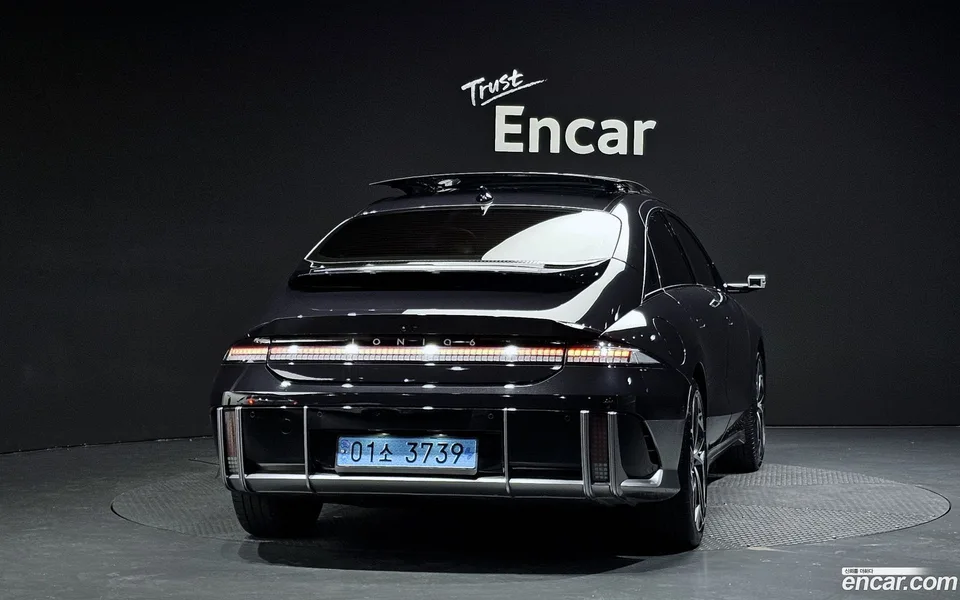 Hyundai Ioniq 6 2022 — миниатюра 3