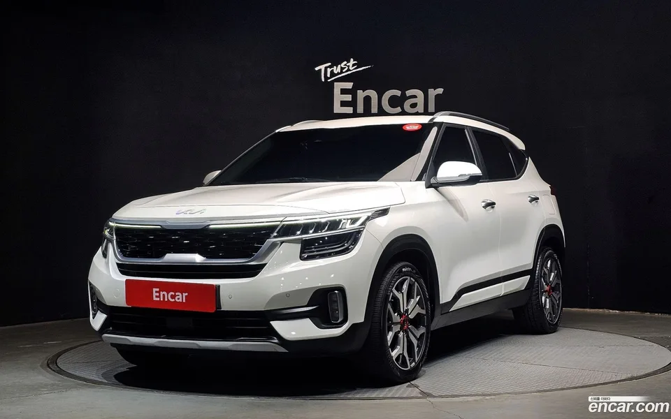 Kia Seltos 1.6 4WD 2022 — фото 1, купить с доставкой в Москву