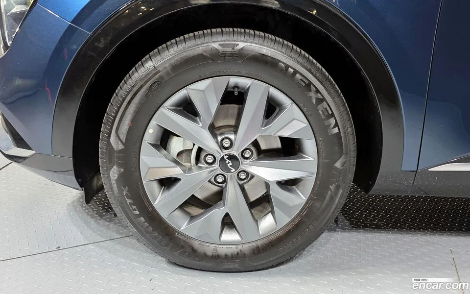 Kia Sportage 2.0 2WD 2024 — миниатюра 5
