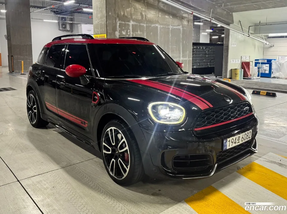 MINI Cooper S Countryman JCW 2024 — миниатюра 2