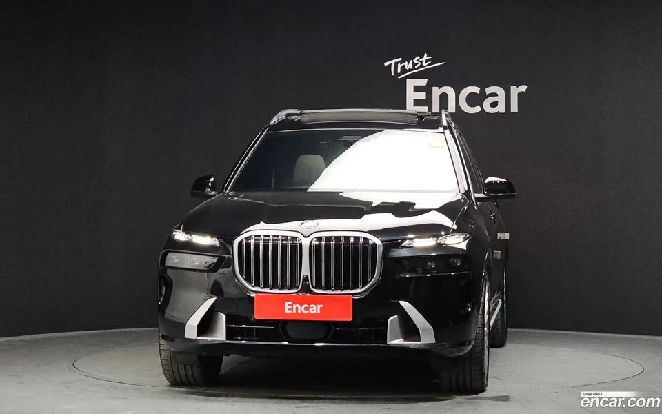 BMW X7 xDrive 40d 6 2025 — миниатюра 3