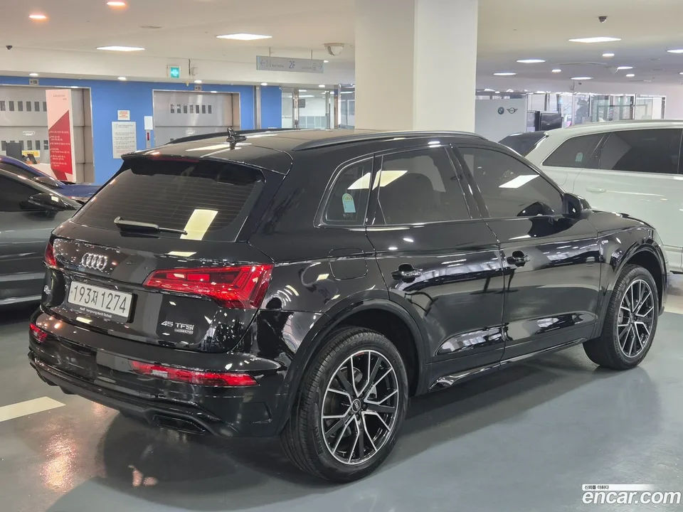 Audi Q5 45 TFSI 2024 — миниатюра 2