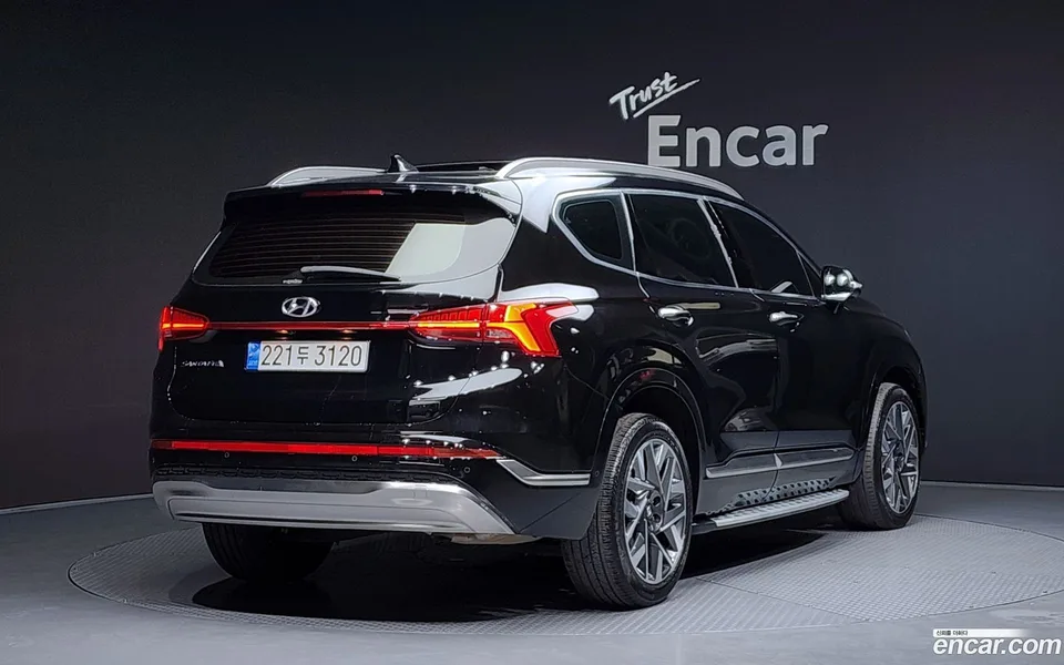 Hyundai SantaFe 2.5T 2WD 2022 — миниатюра 2