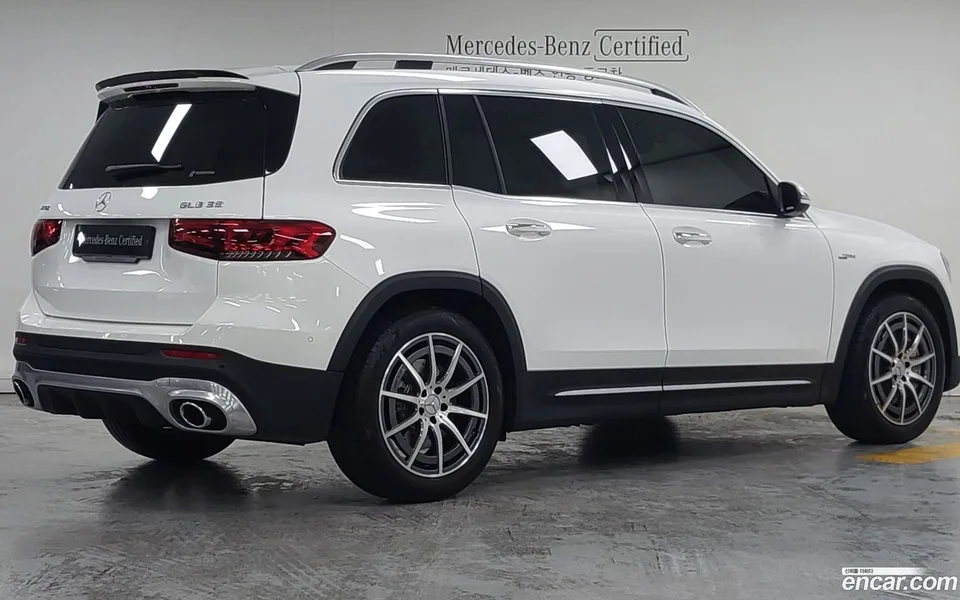 Mercedes-Benz GLB-Class AMG GLB35 4MATIC 2022 — миниатюра 2