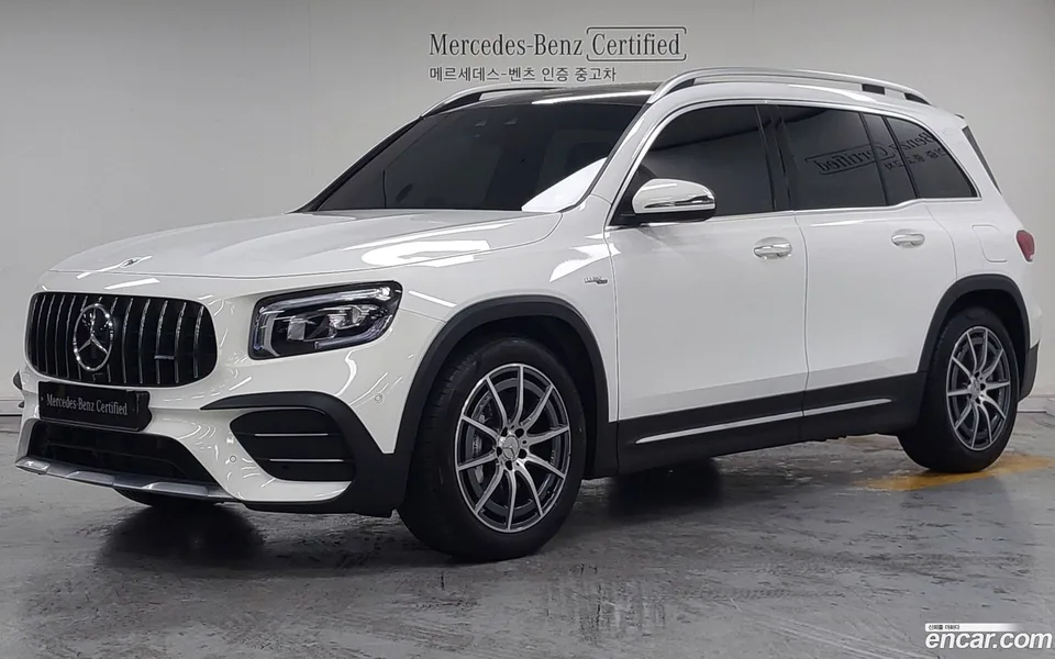 Mercedes-Benz GLB-Class AMG GLB35 4MATIC 2022 — фото 1, купить с доставкой в Москву
