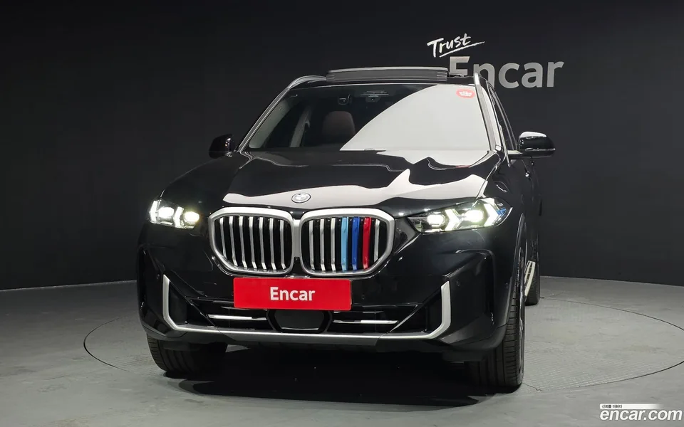 BMW X5 xDrive 50e xLine 2025 — миниатюра 3
