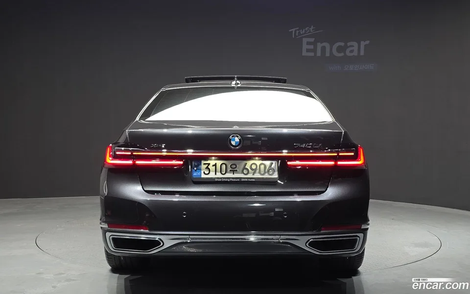 BMW 7 Series 740Li xDrive 2022 — миниатюра 4