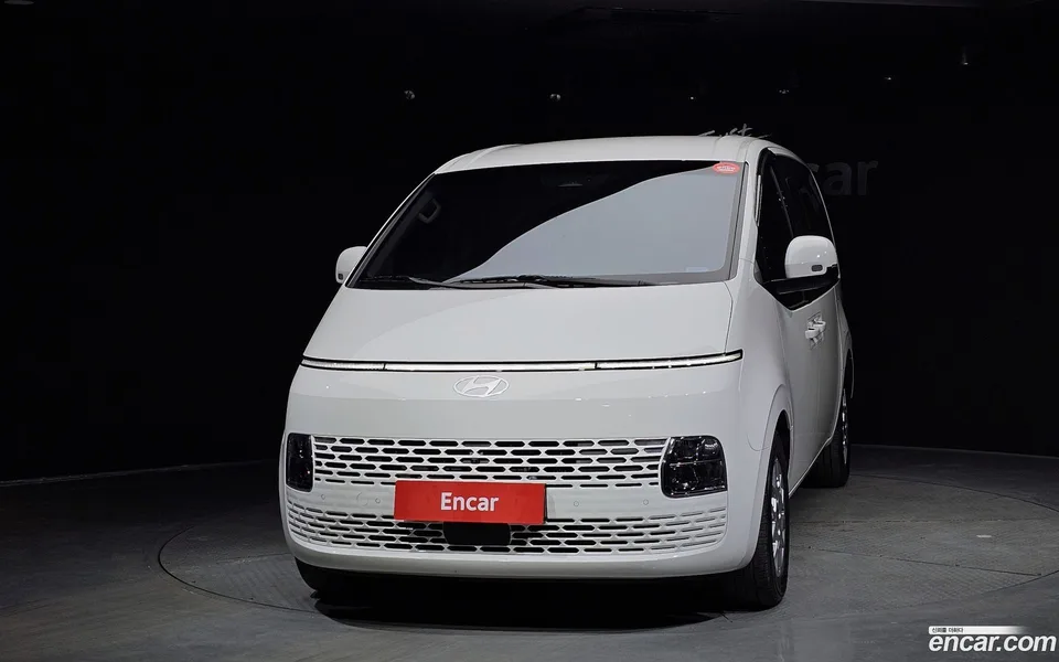 Hyundai Staria 5 2025 — миниатюра 3