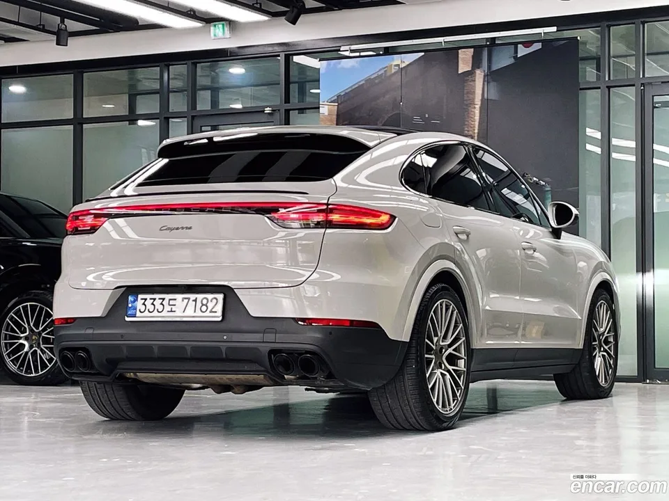 Porsche Cayenne 3.0 2022 — миниатюра 2