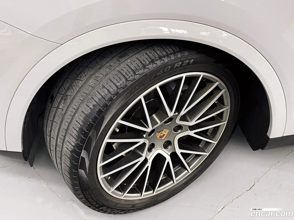 Porsche Cayenne 3.0 2022 — миниатюра 5